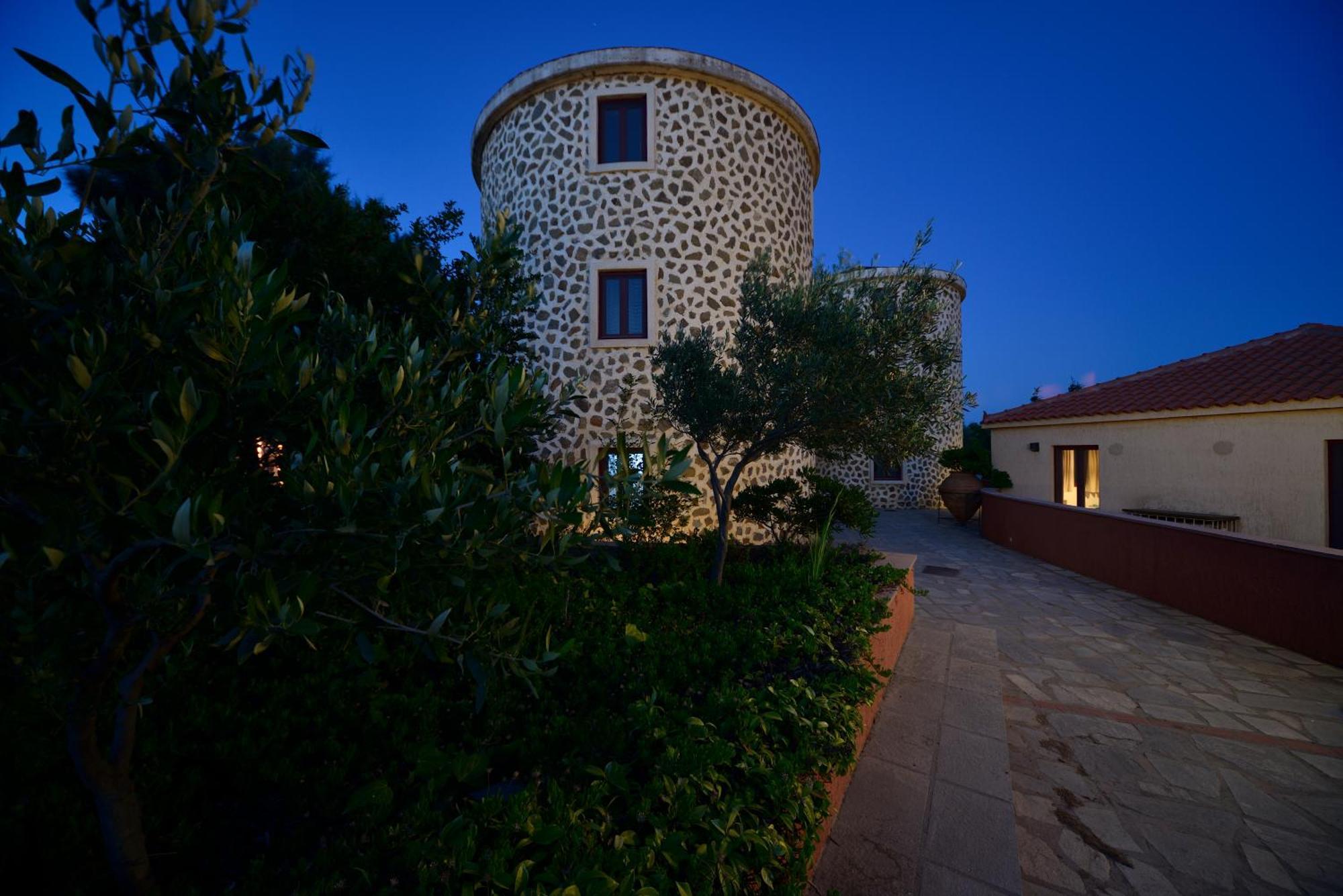Varos Village Boutique Hotel الغرفة الصورة